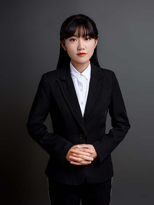 黄倩雯老师